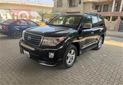 تۆیۆتا لاند کروزەر